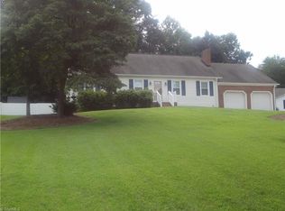 3144 Presley Dr, Winston Salem, NC 27107