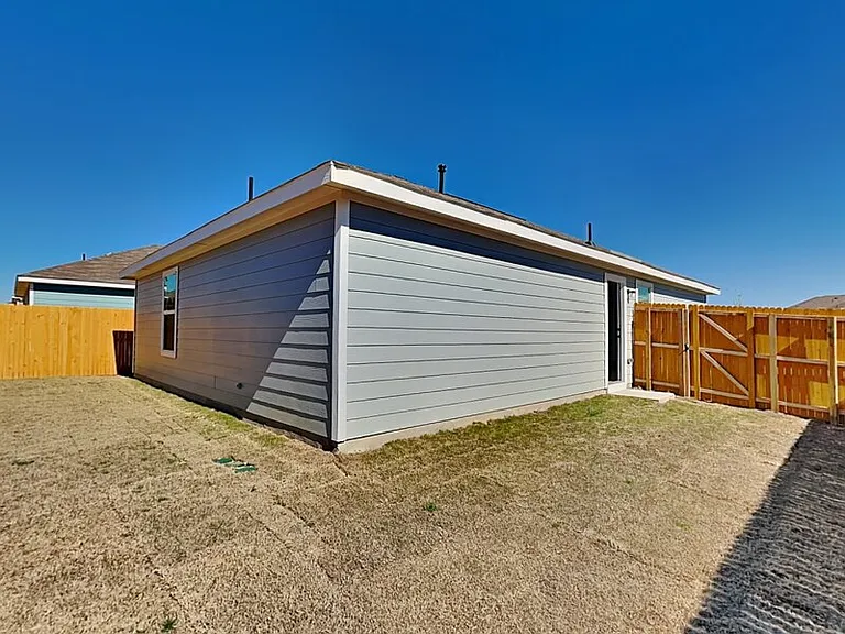 9809 Papillion Way — Photo 15