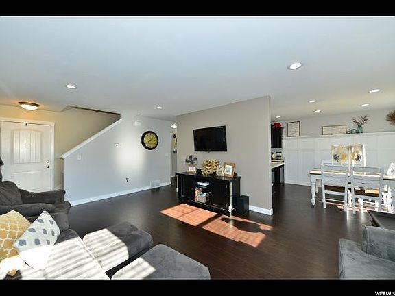 2nd image of 5217 W Hedgerose Dr