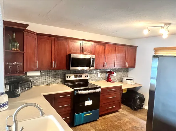 1501 SW 134 Way #204D, Pembroke Pines, FL 33027