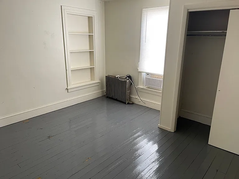 20 N Washington St #2 — Photo 3