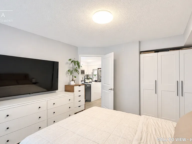 872 Sheppard Ave W #301 — Photo 7