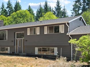 13706 S Carus Rd, Oregon City, OR 97045