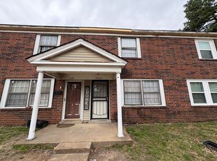 5190 Flowering Peach Dr, Memphis, TN 38115