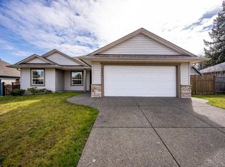 1295 Noel Ave, Comox Valley, BC V9M 4A3