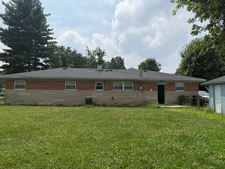 436 W McGregor Rd — Photo 9