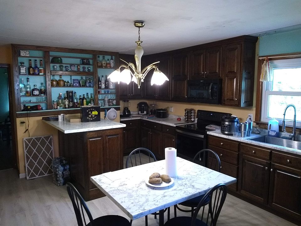 Kitchen/Bar