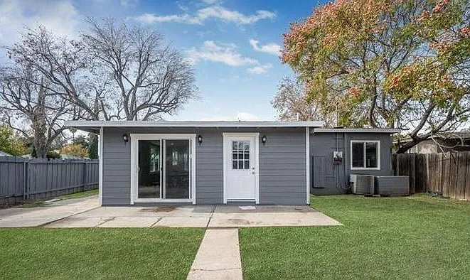 6834 Nestle Ave — Photo 14