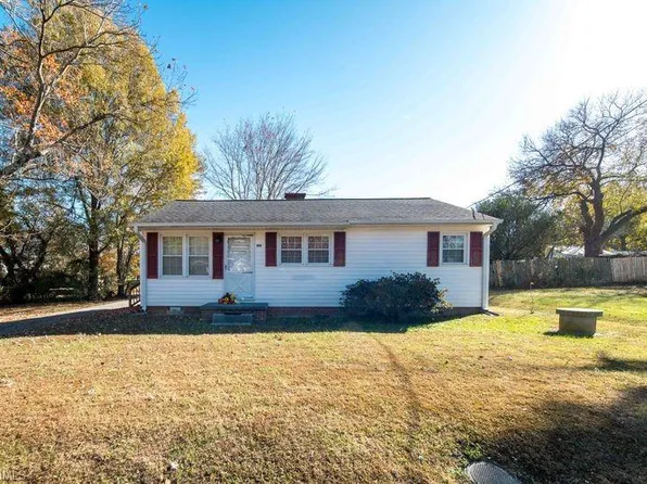 810 Ragland St, Kernersville, NC 27284