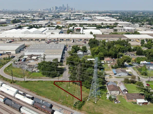 0 Port St, Houston, TX 77020