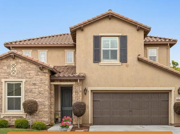 2816 Westport Cir, Oakdale, CA 95361