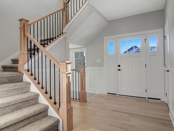2nd image of 8434 Willow Haven Dr