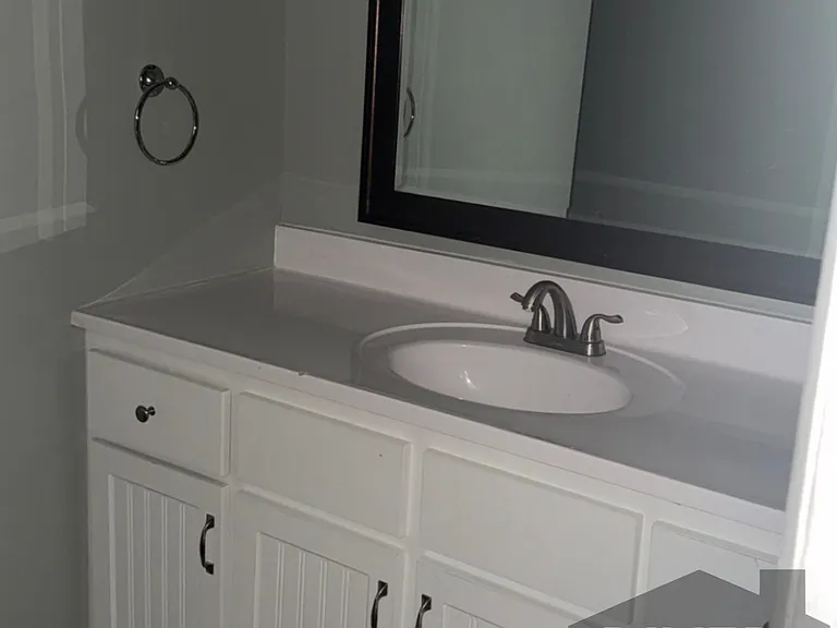 2150 Estaline Dr — Photo 13