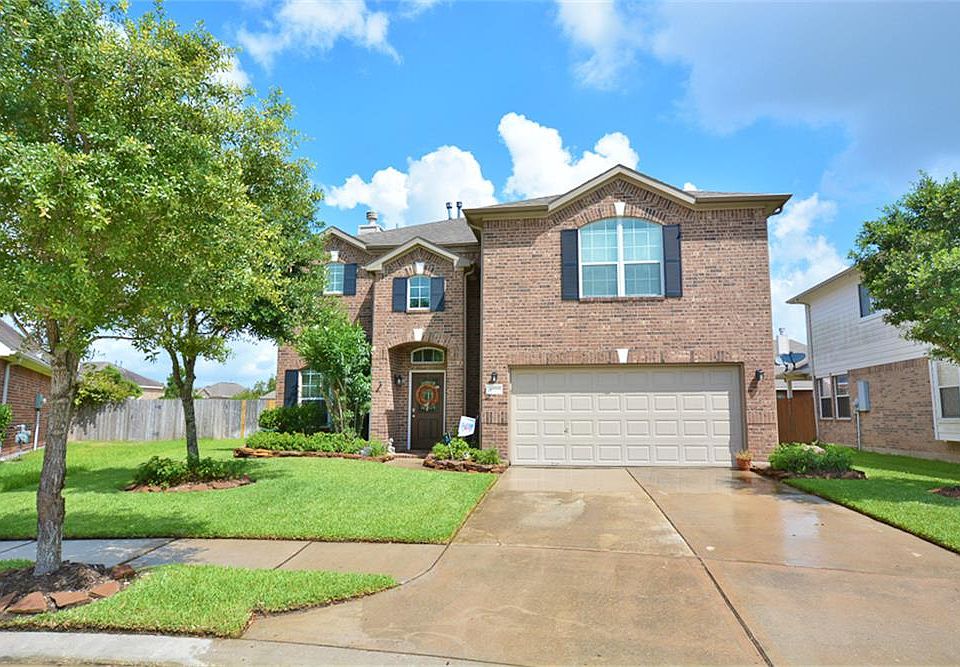 1st image of 30315 Emerson Creek Dr