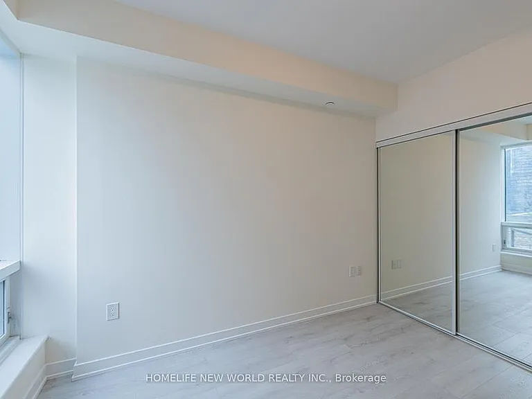 28 Freeland St #808 — Photo 35