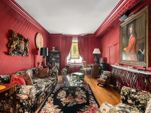 655 Park Avenue image 5 of 9