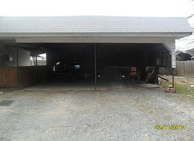 2nd image of 1202 S Jefferson St