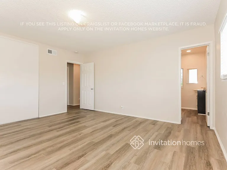 615 N Sycamore Ave — Photo 8
