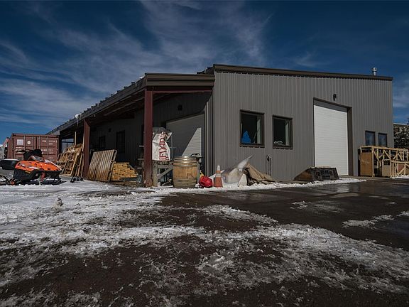 3rd image of 475 Riverland Dr