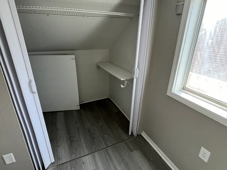 47 W Crawford Ave — Photo 9