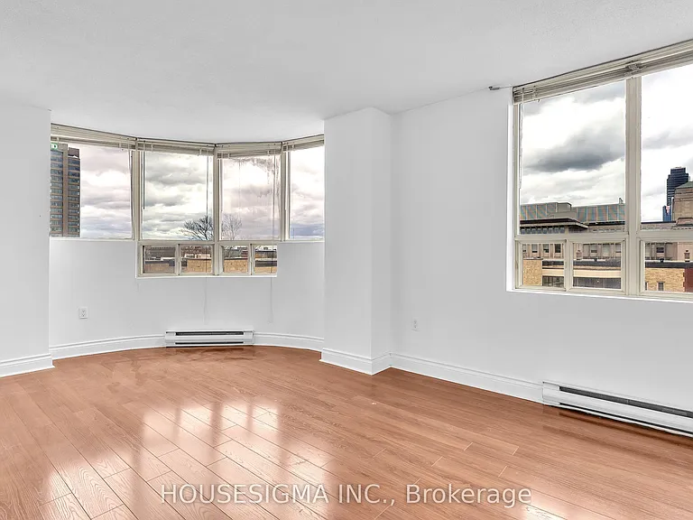 7 Picton St #601 — Photo 6