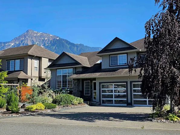 7348 Elm Rd, Kent, BC V0M 1A2