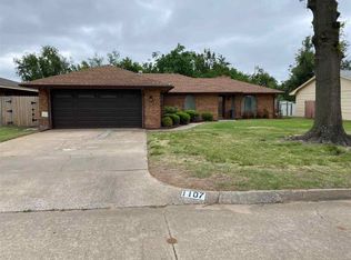 1107 Coventry Rd, Enid, OK 73703