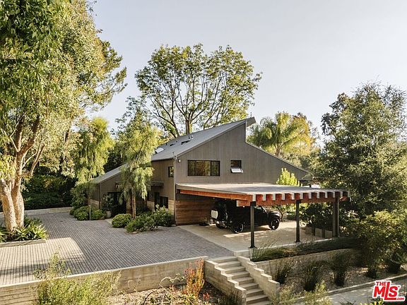 3rd image of 20605 Cheney Dr