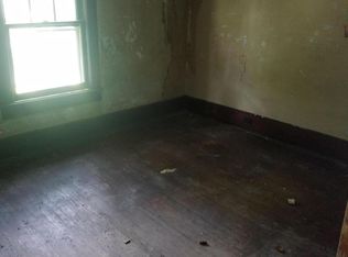 703 McCulloch St, Glasgow, VA 24555