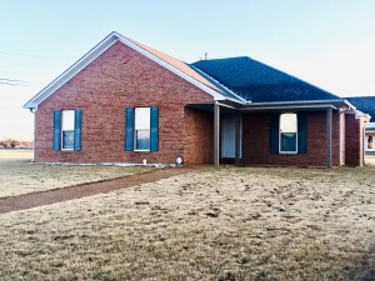 88 Romie Dr — Photo 1
