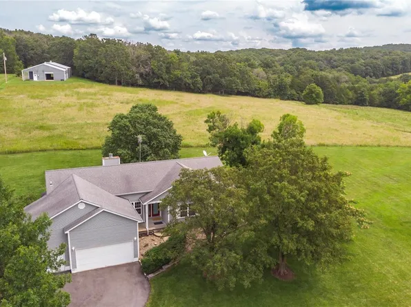 1474 Finney Rd, Robertsville, MO 63072