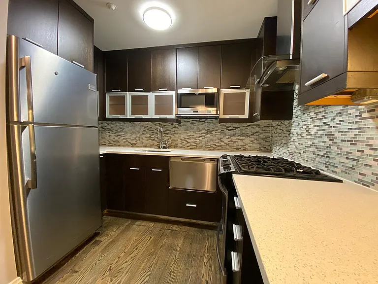 212 Bennett Ave #3E — Photo 8