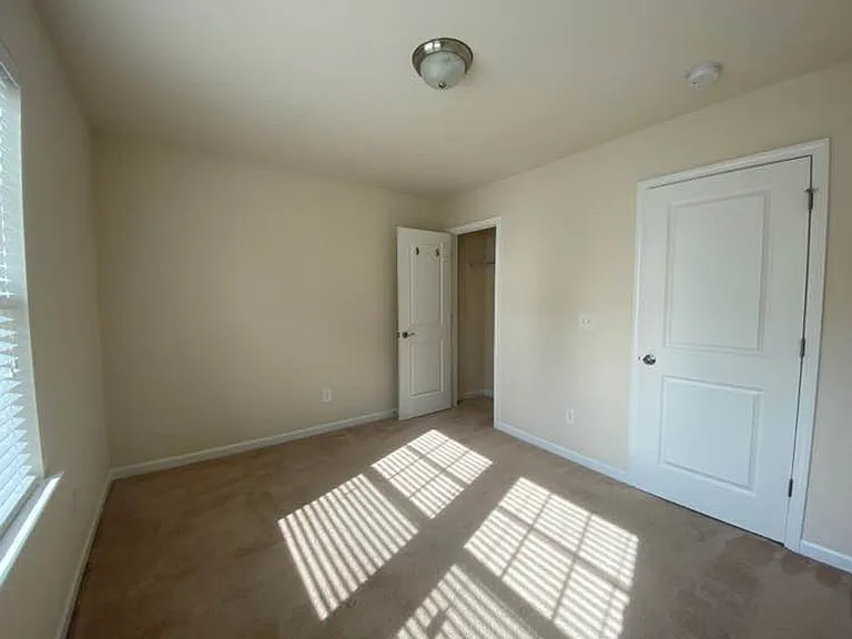 8517 Sharonbrook Dr — Photo 18