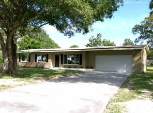 11565 Ridgewood Cir, Seminole, FL 33772