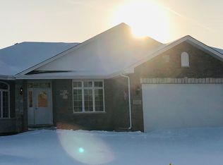 12421 Alpine Ridge Dr, Mokena, IL 60448