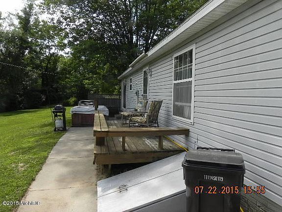 3rd image of 7321 Bluewater Hwy