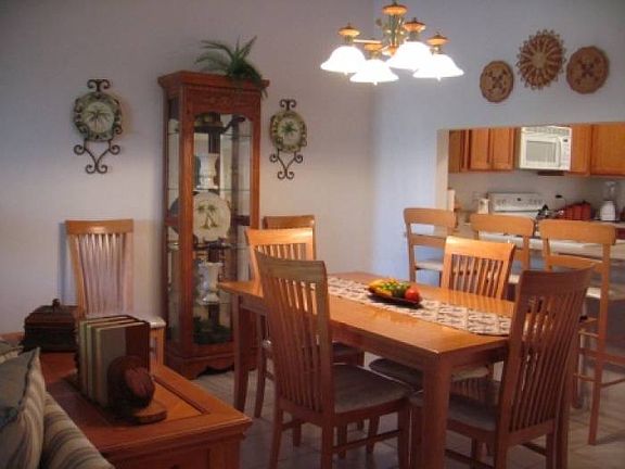 DINNING ROOM