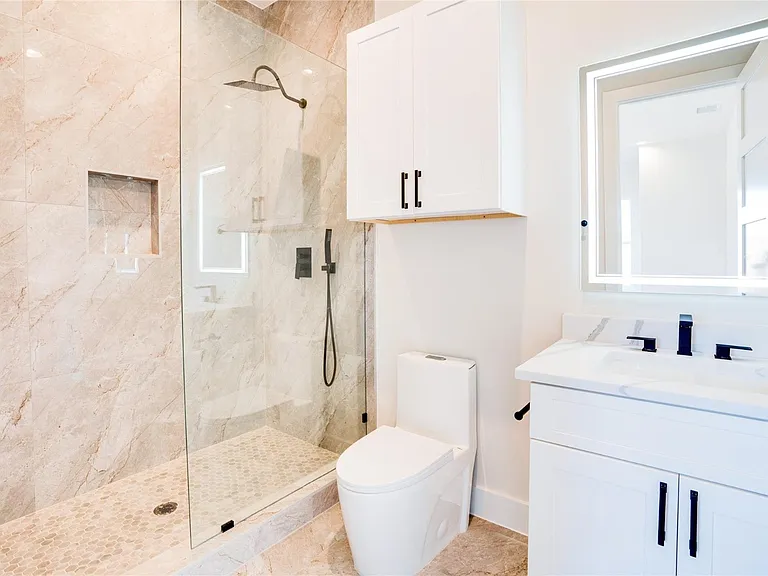 3611 S Versailles Ave — Photo 24