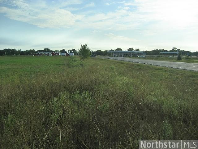 2nd image of Main St S