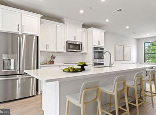 13691 Innovation Station Loop, Herndon, VA 20171