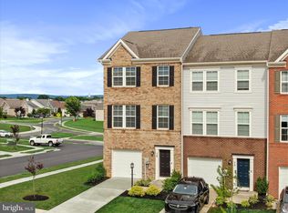 78 Stratton Dr, Charles Town, WV 25414