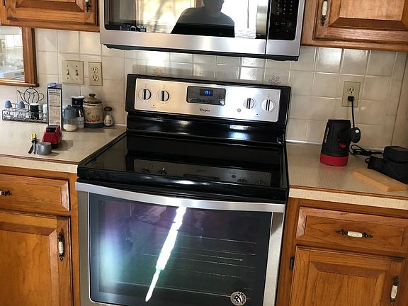 New stainless appliances!