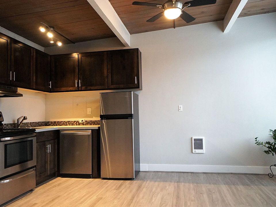 1st image of 295 3rd St #3dd3e2967