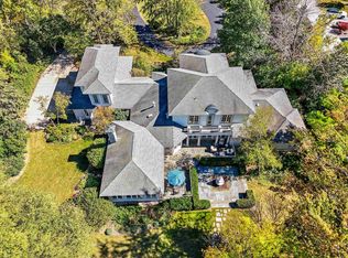 3555 Nicolet Dr, Green Bay, WI 54311