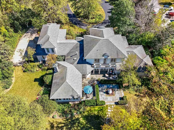 3555 Nicolet Dr, Green Bay, WI 54311