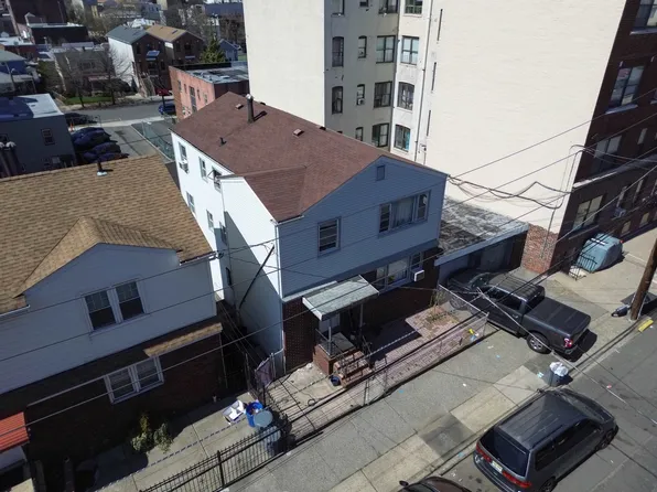 81 Van Wagenen Ave, Jersey City, NJ 07306