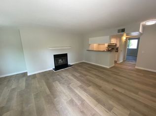 8603 Fenwick St APT 14, Sunland, CA 91040