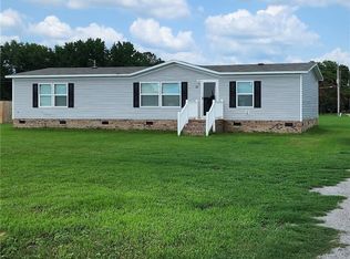 29 Bermuda Dr, Saint Pauls, NC 28384