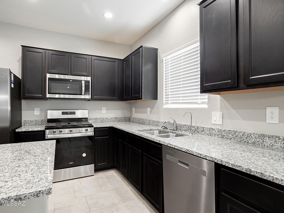 1st image of 10371 N Tenaza Ct
