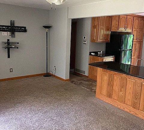 4th image of 102 Becker Ln